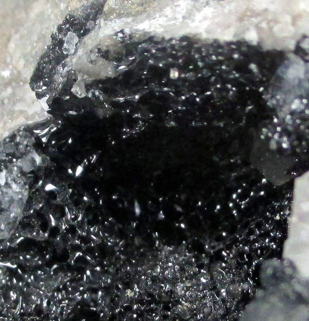 Asphaltum Calcite & Baryte