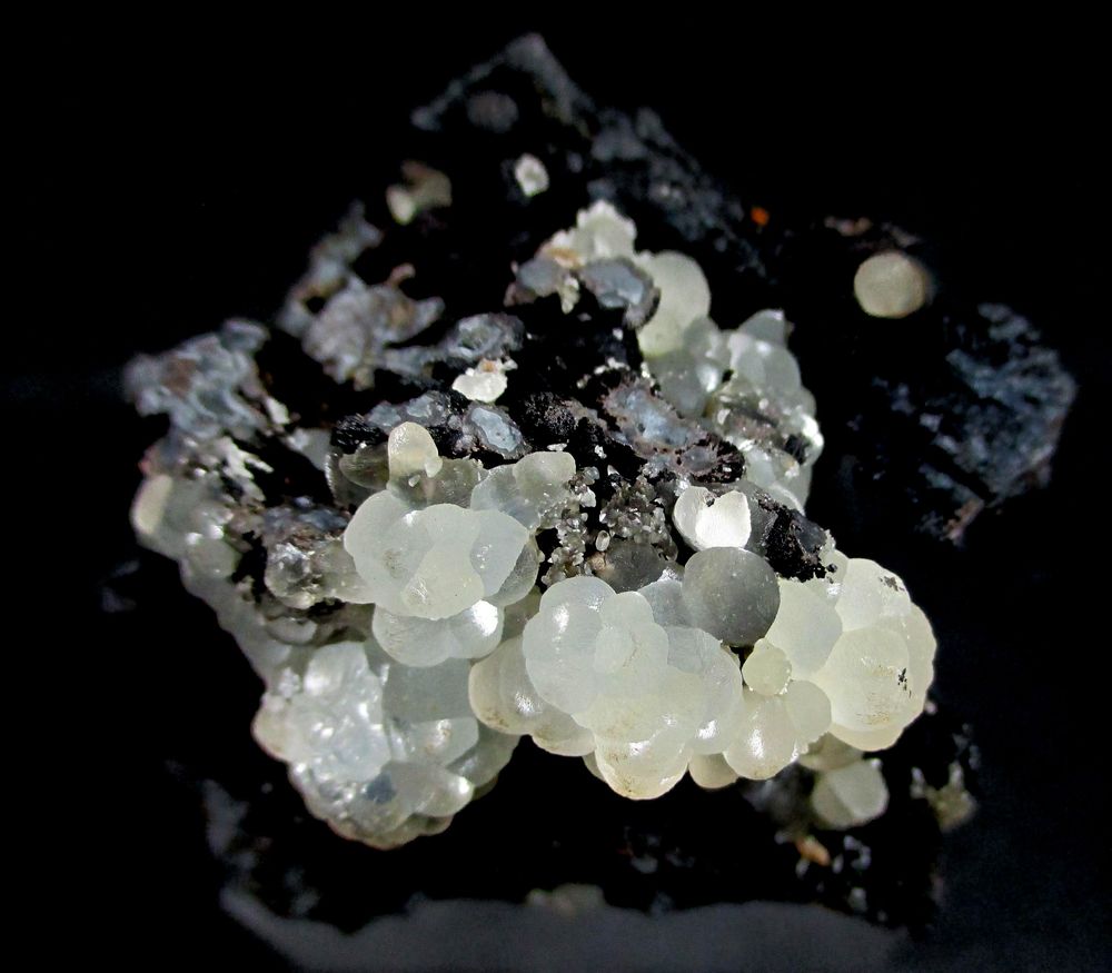 Smithsonite On Coronadite