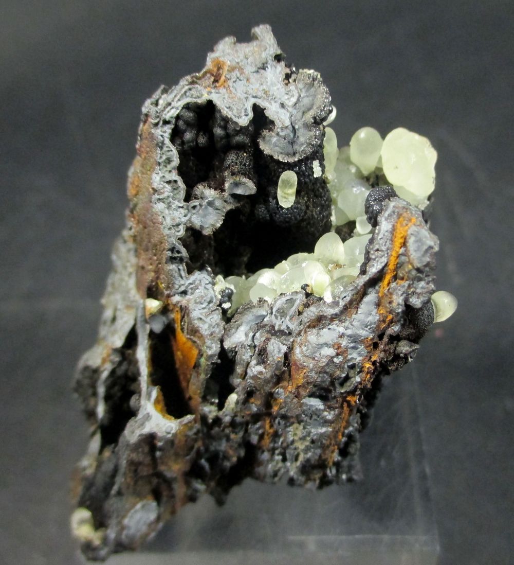 Smithsonite On Coronadite