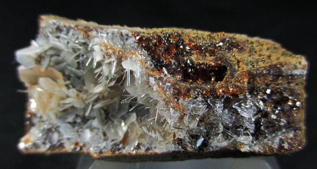 Natrolite Psm Fossil Wood Baryte & Calcite