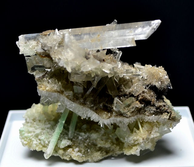 Gypsum Var Selenite