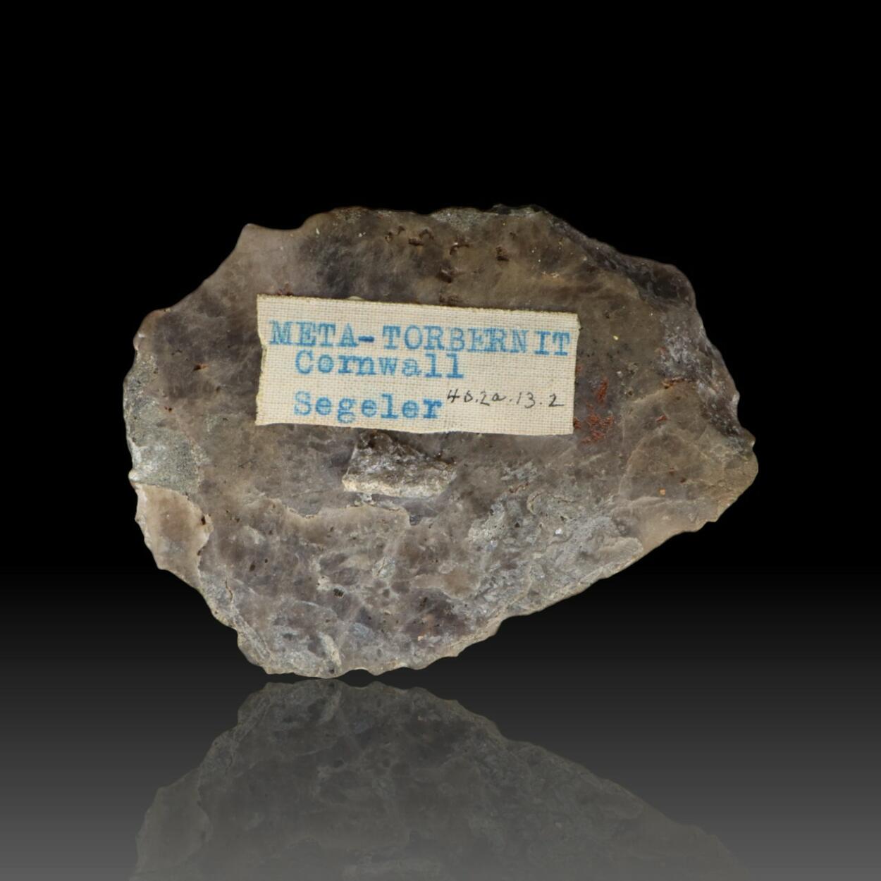 Metatorbernite & Quartz