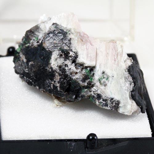 Chloroxiphite