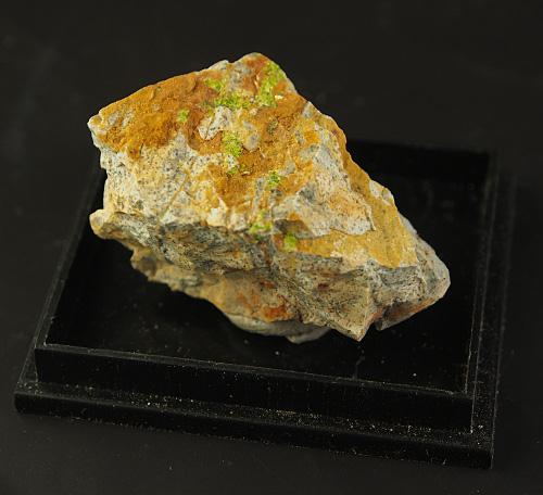 Rodalquilarite