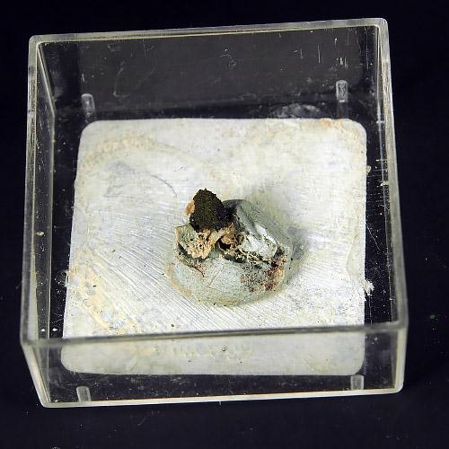 Rusakovite