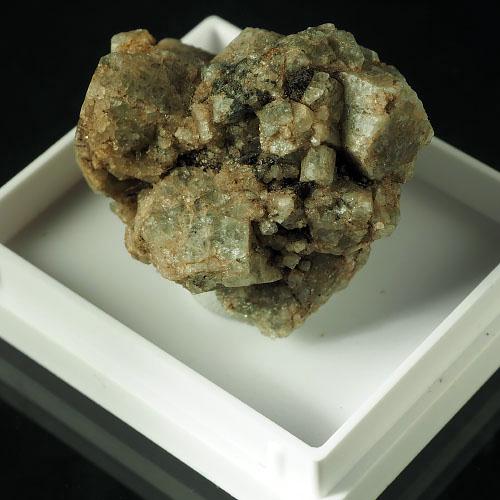 Fluorapatite