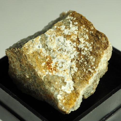 Uralolite