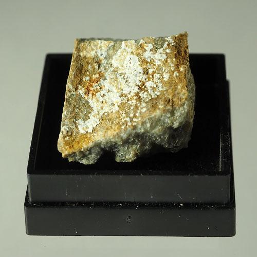 Uralolite