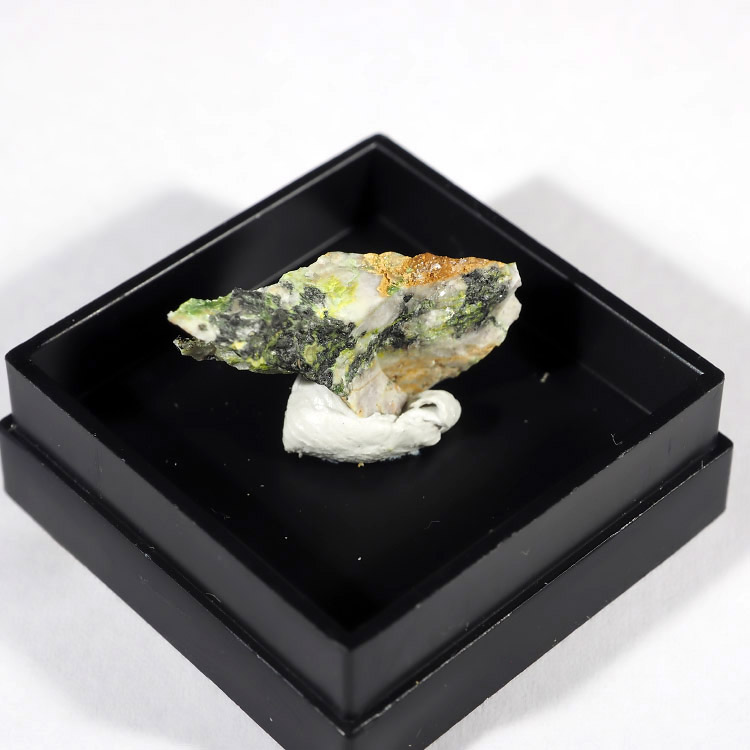 Schieffelinite & Rodalquilarite