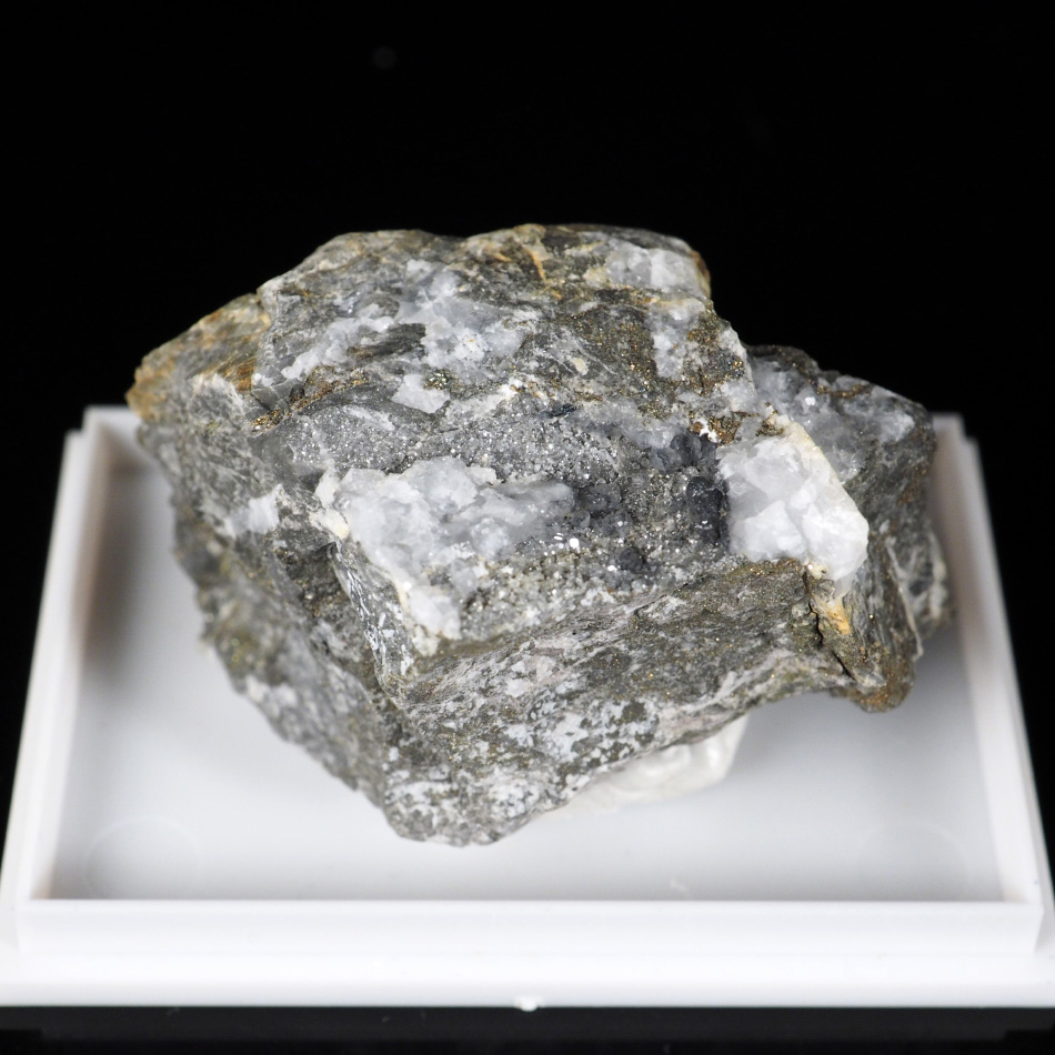 Chovanite