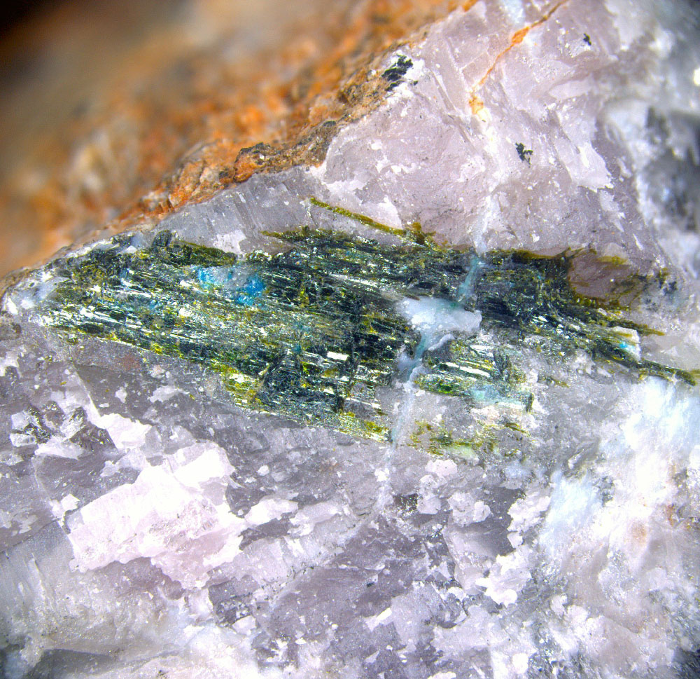 Chloroxiphite