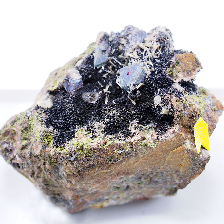 Cuprite Beudantite & Tsumcorite