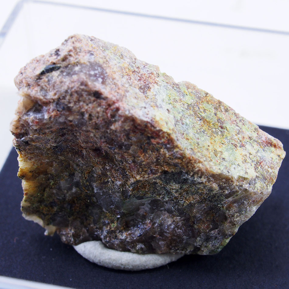 Brannerite