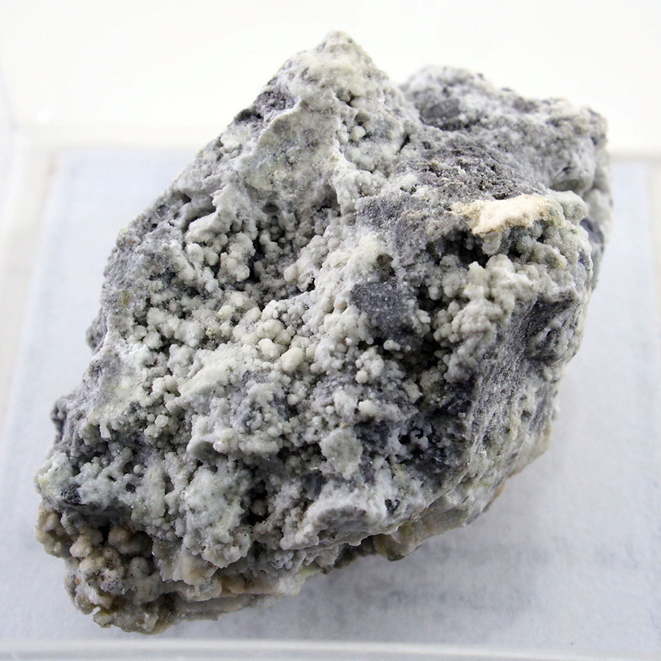 Demicheleite-(I)