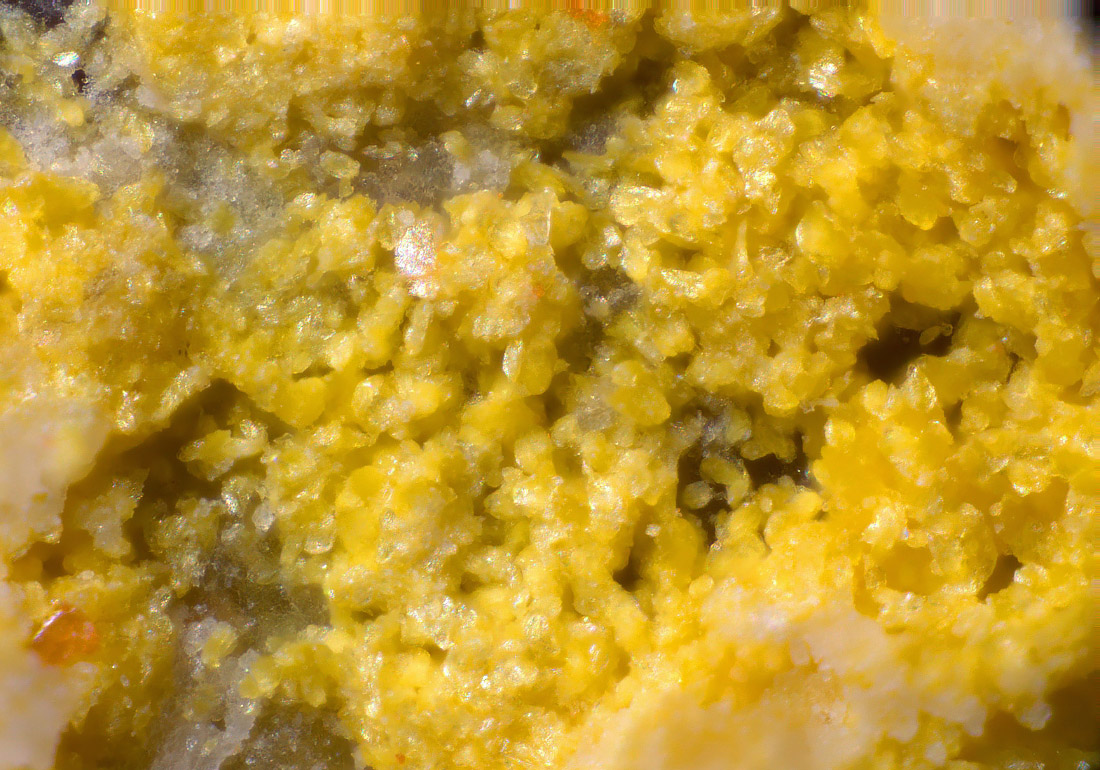 Phuralumite
