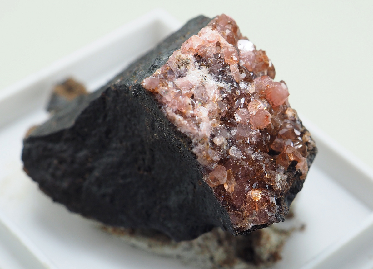 Alleghanyite & Rhodochrosite