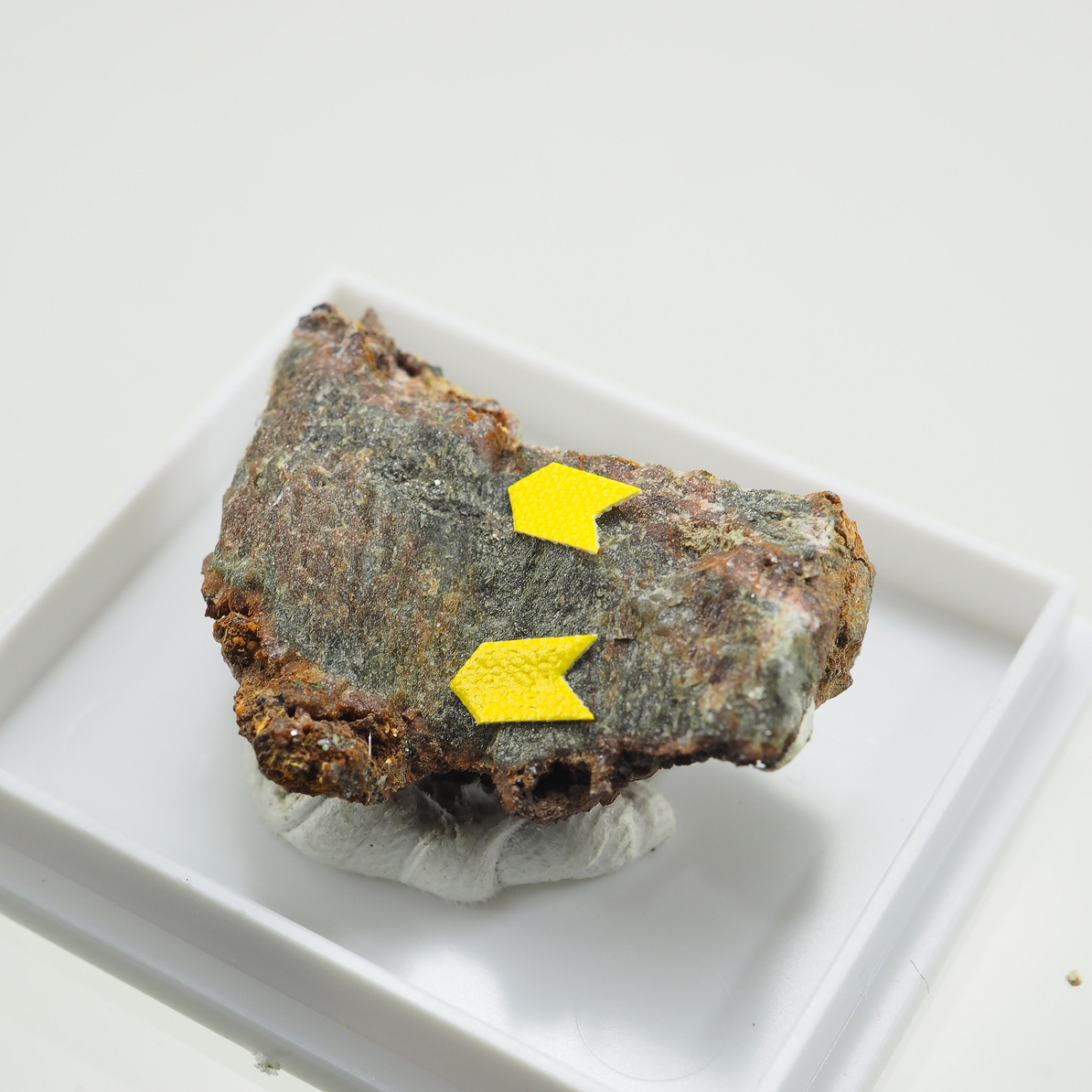 Schultenite Parsonsite & Churchite-(Y)