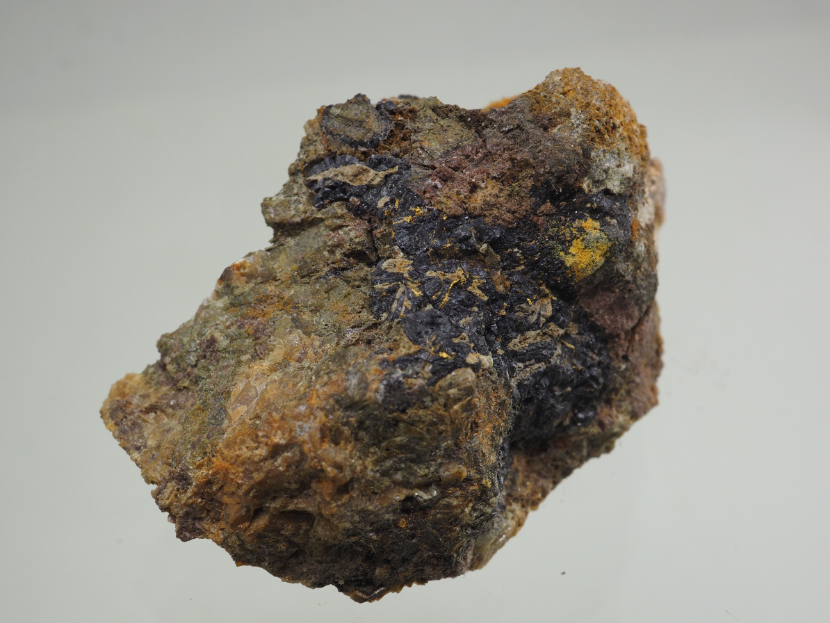 Native Gold & Uraninite