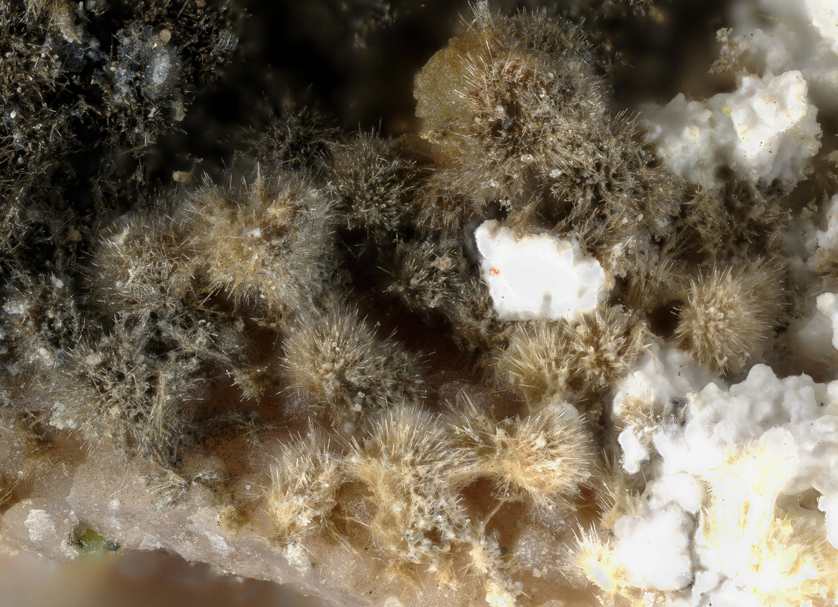 Rhabdophane-(La)