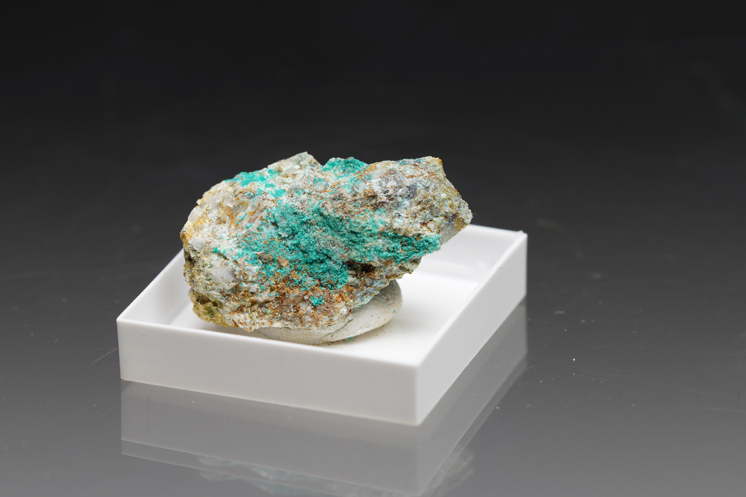 Nissonite