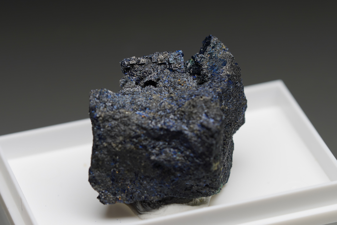 Hardystonite