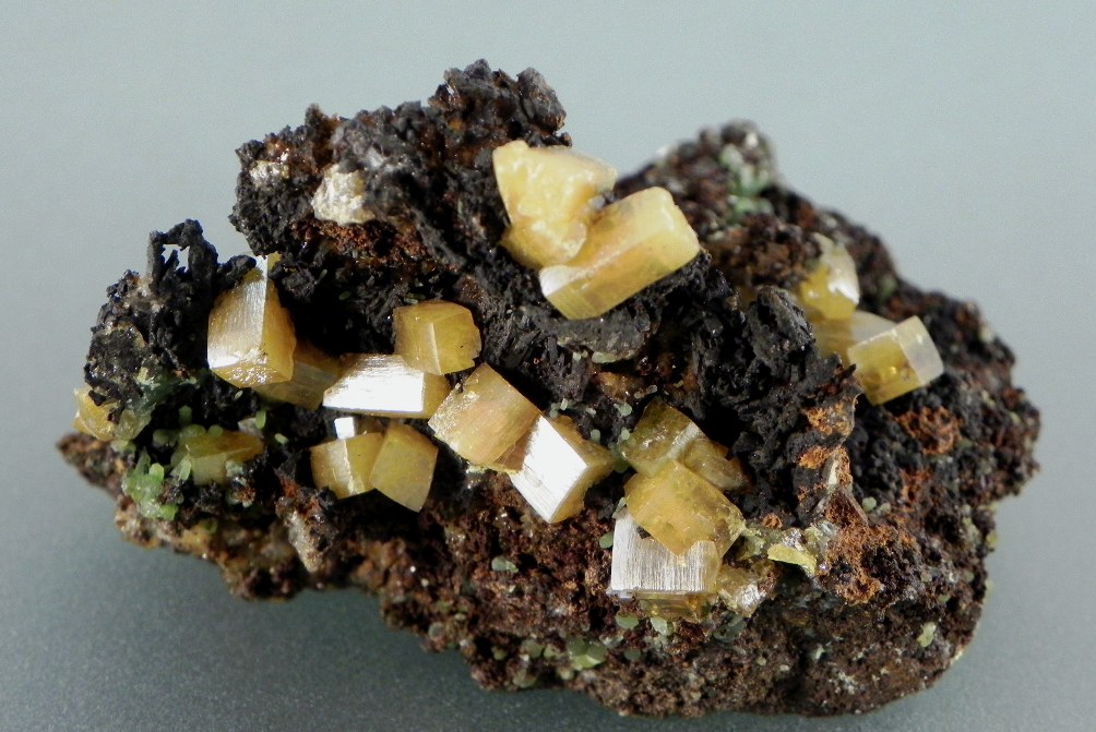 Wulfenite