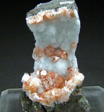 Gmelinite On Natrolite