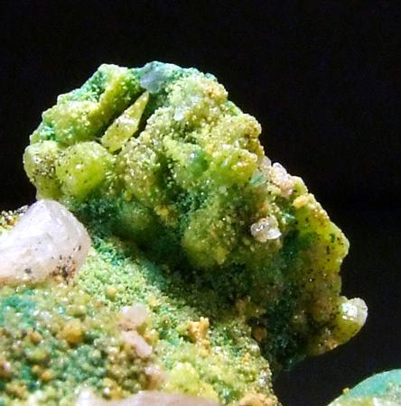 Pyromorphite Malachite & Cerussite