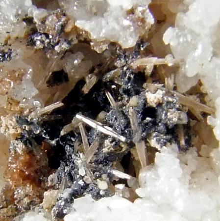 Pyromorphite On Cerussite & Anglesite