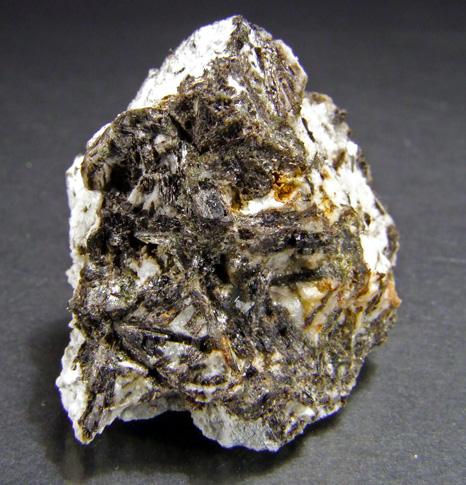 Ferro-hornblende