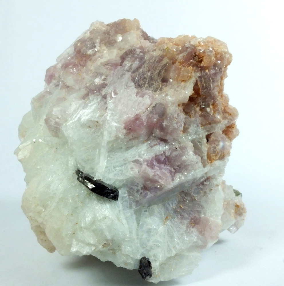 Columbite-(Fe) In Albite & Lepidolite