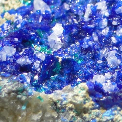 Linarite & Brochantite & Cerussite