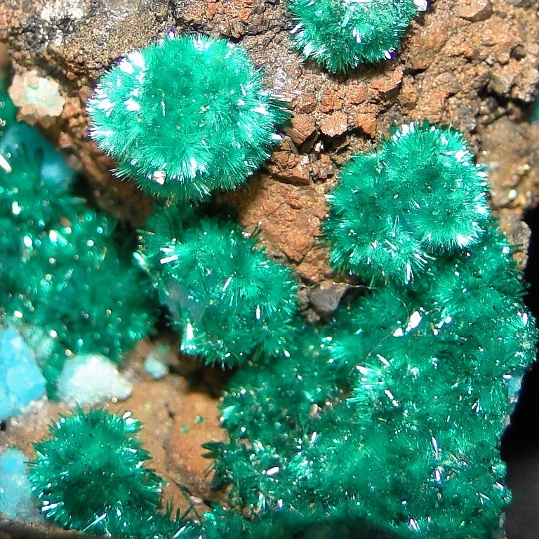 Brochantite