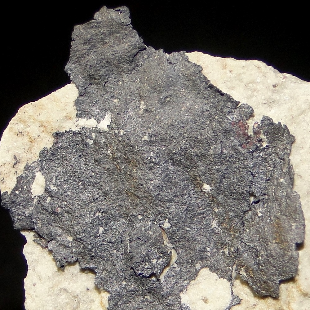 Luanheite