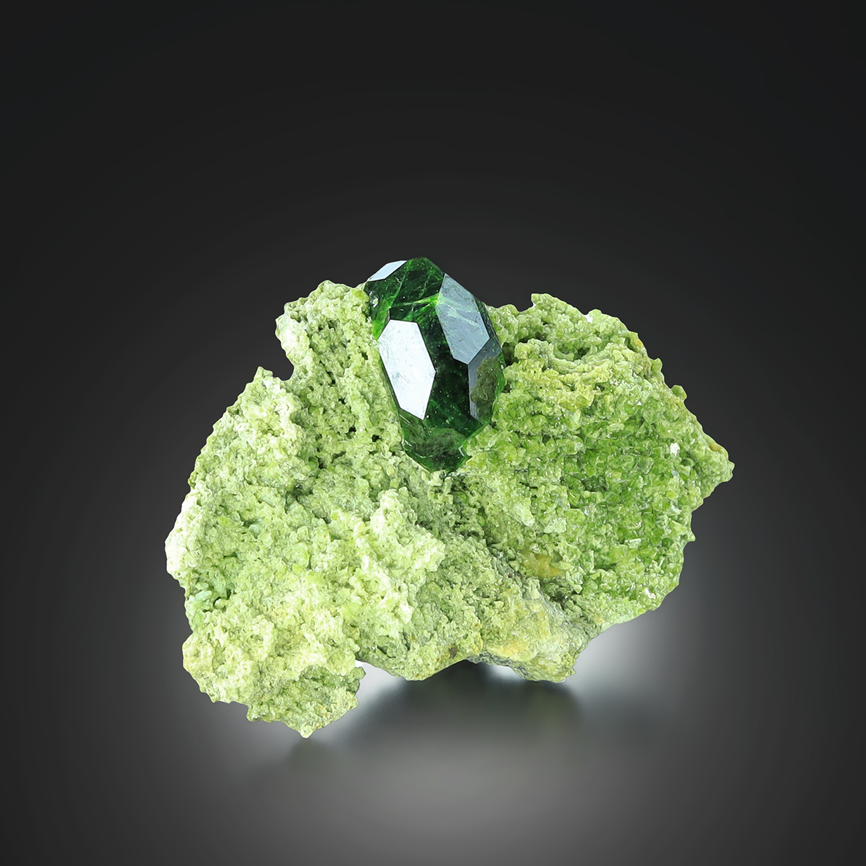 Andradite Var Demantoid