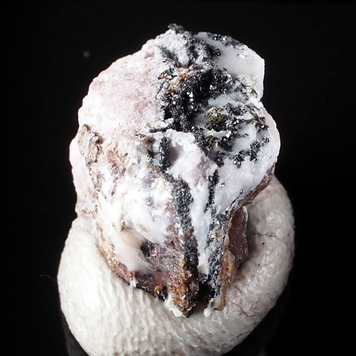 Chernovite-(Y)