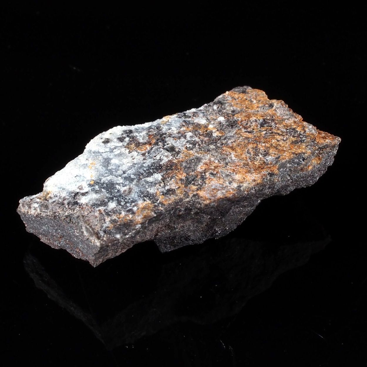 Manganiceladonite