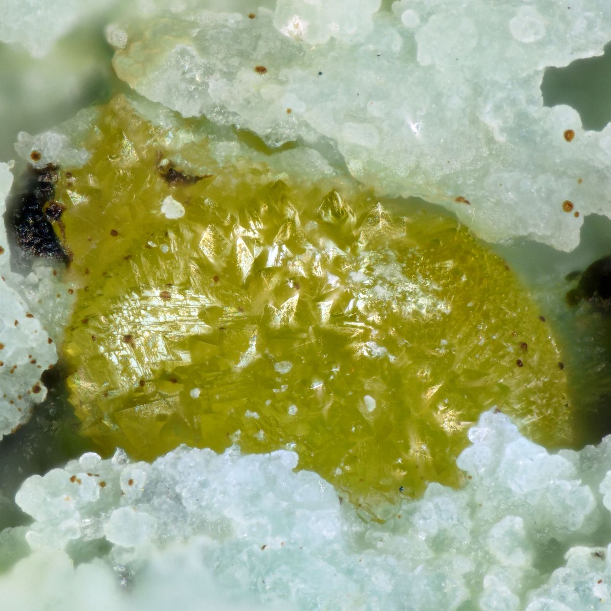 Hechtsbergite & Namibite