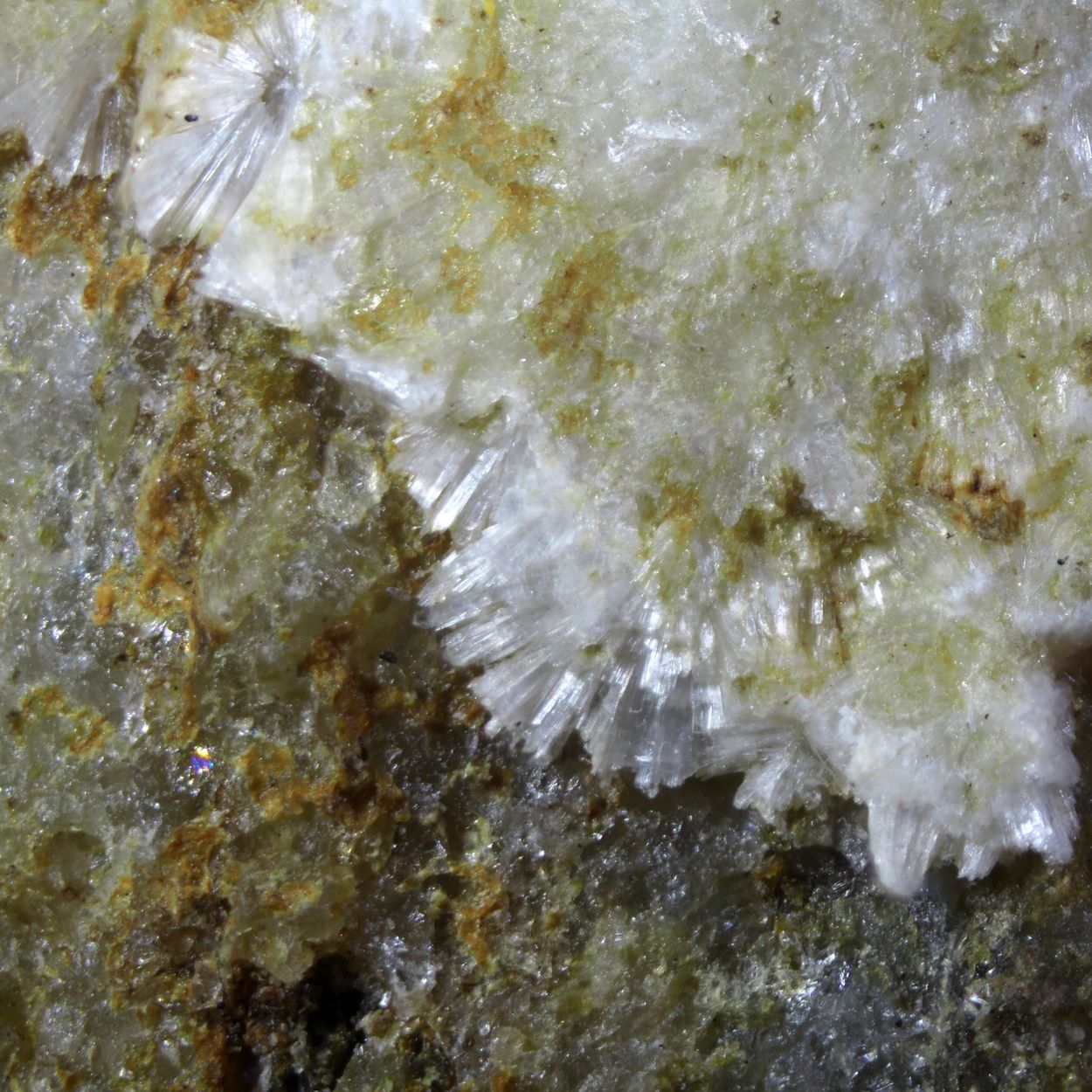 Uralolite