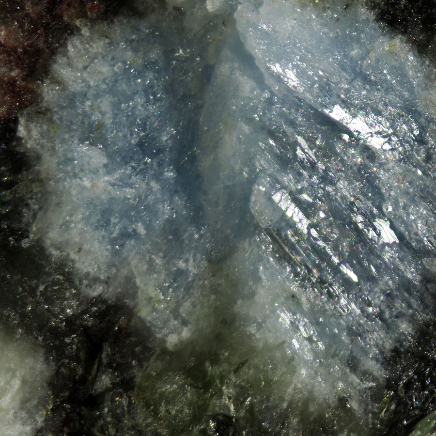 Kyanoxalite