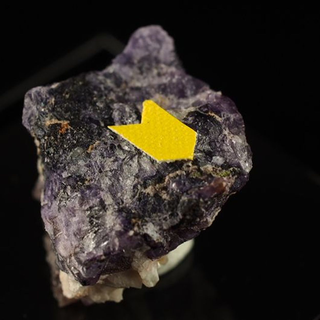 Cuprotungstite