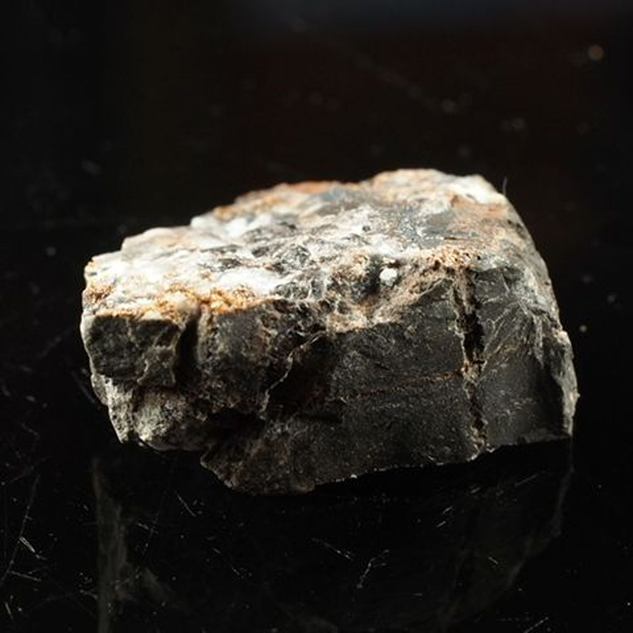 Manganiceladonite