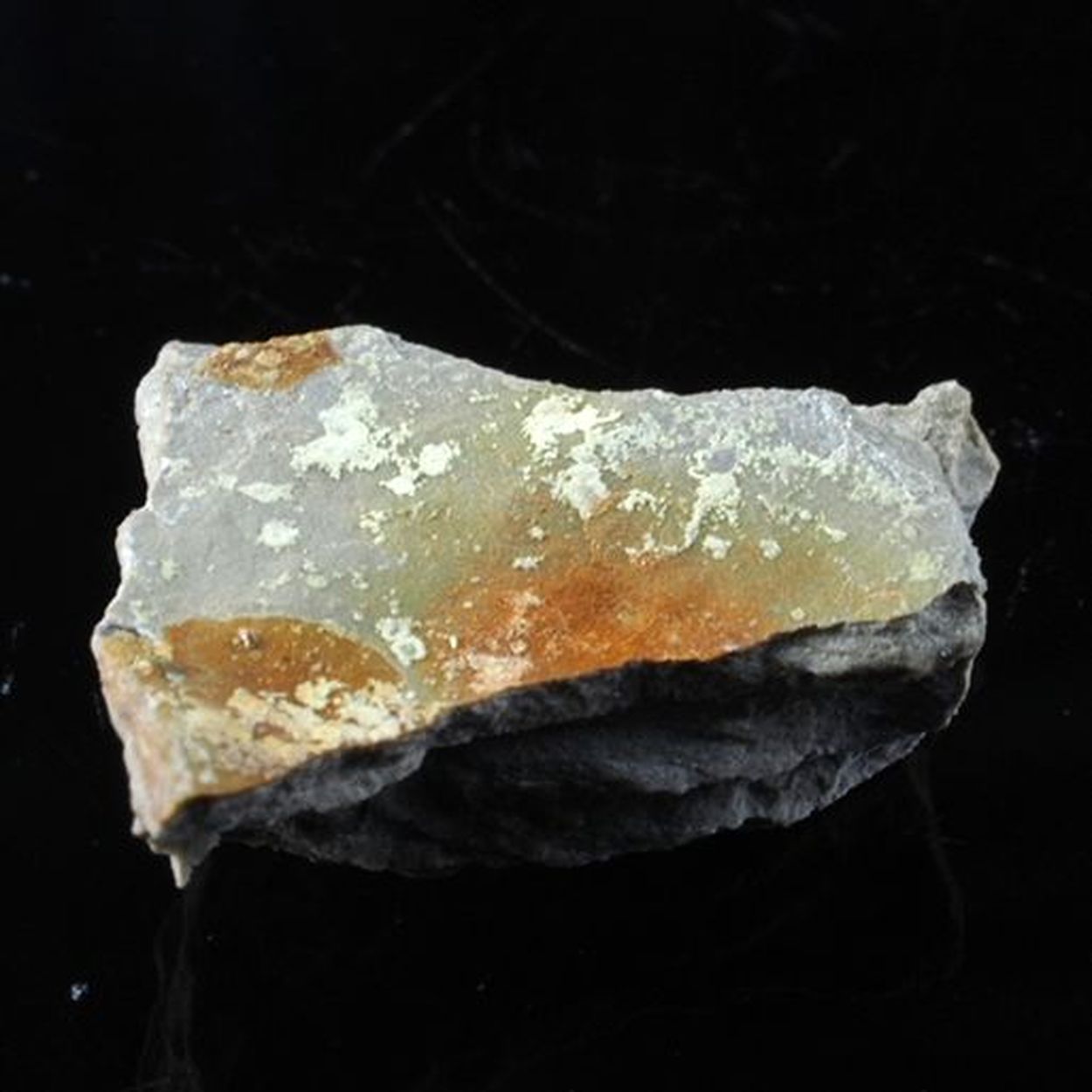 Abernathyite