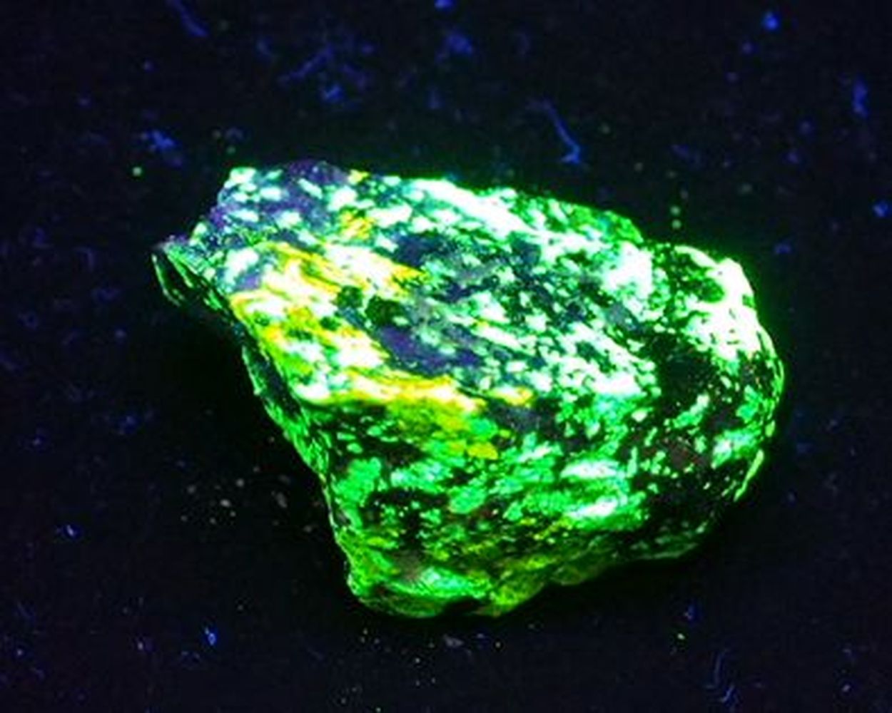 Esperite In Willemite