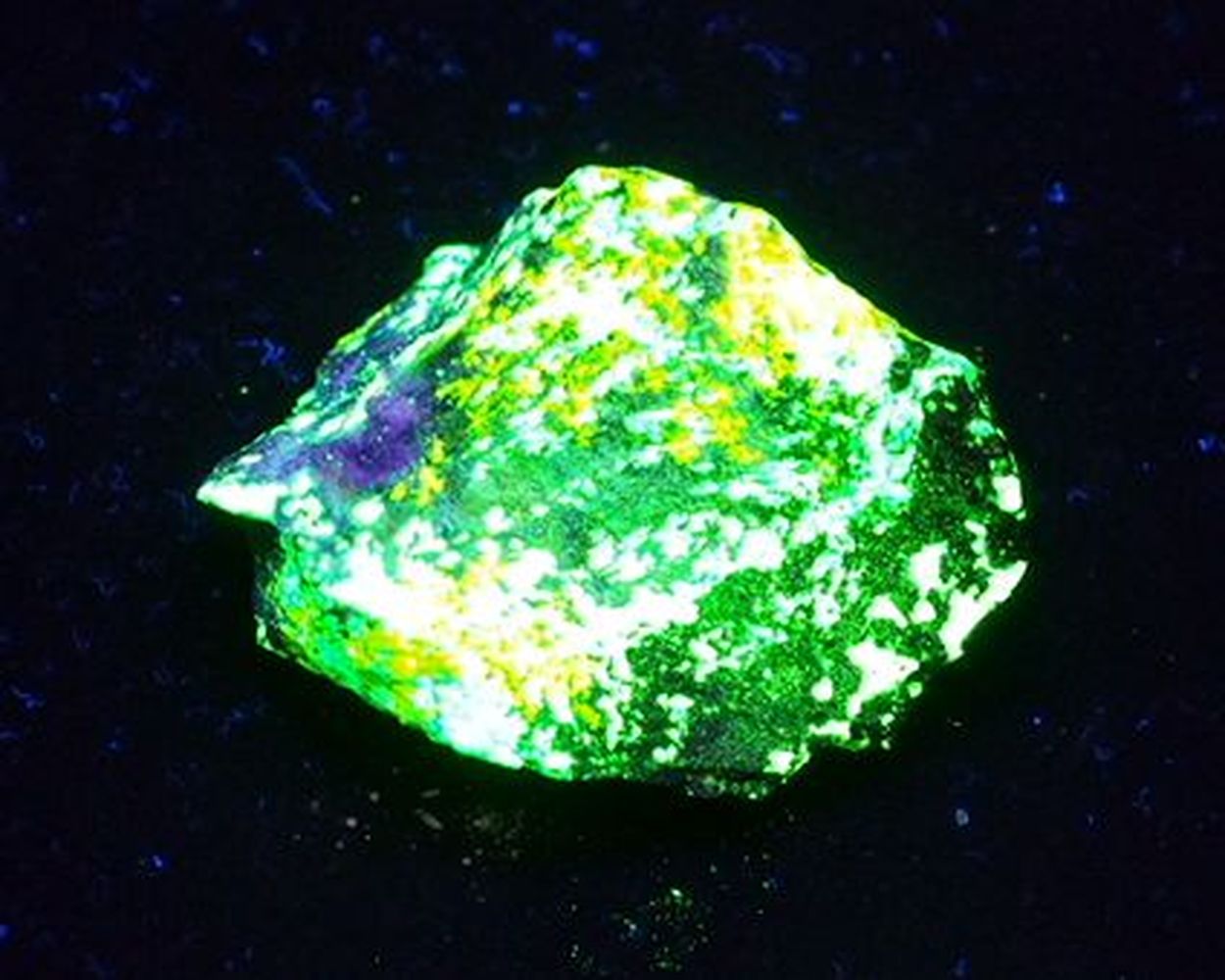 Esperite In Willemite