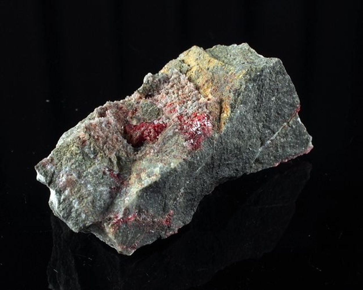 Terlinguaite