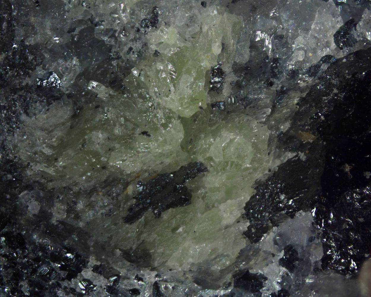 Sahlinite