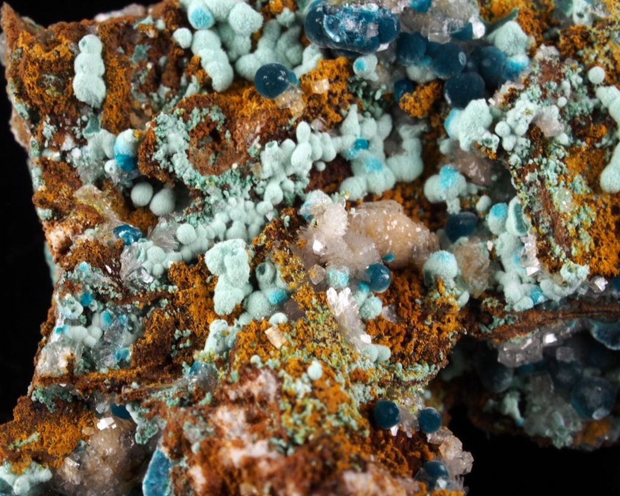 Zincrosasite