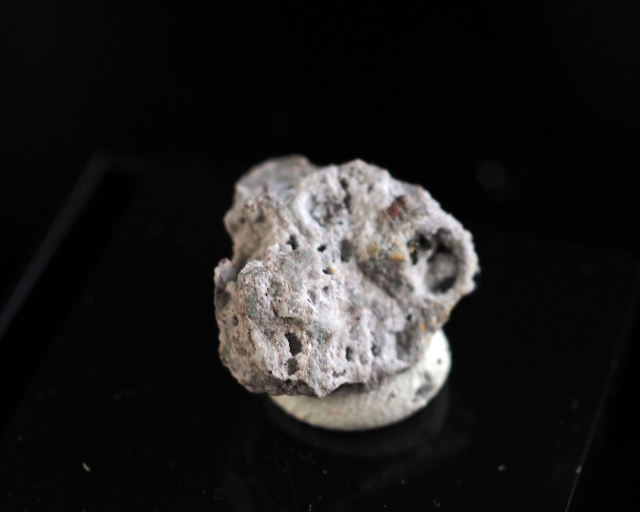 Laihunite