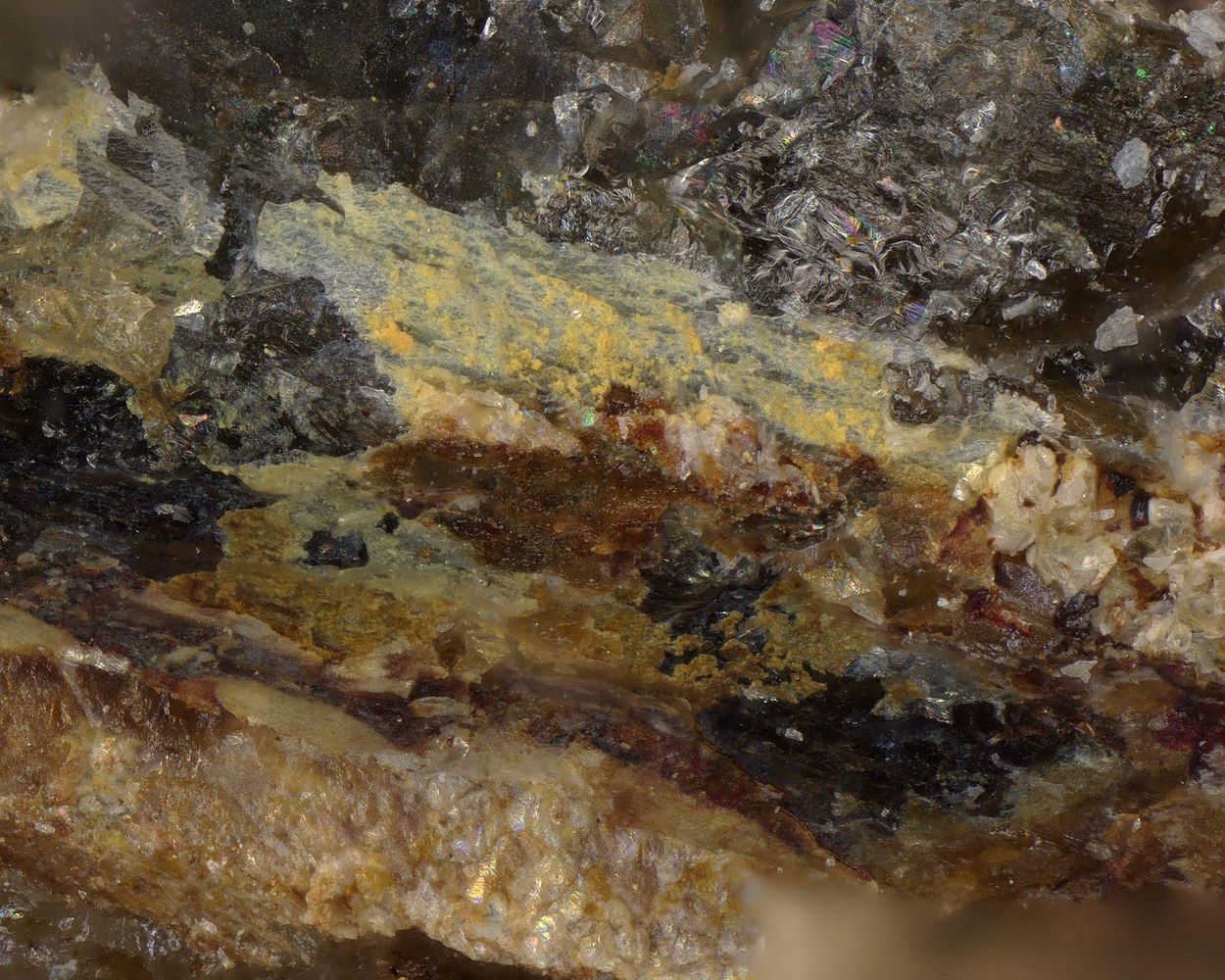 Hingganite-(Y)